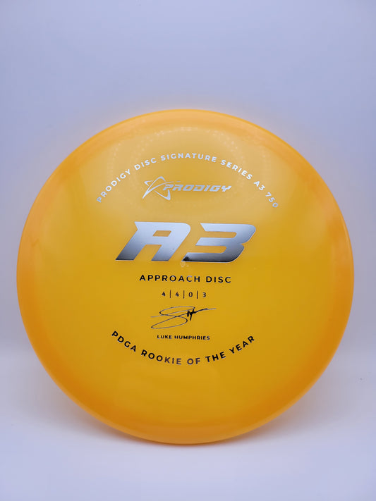 Prodigy Luke Humphries 2022 Signature Series 750 A3